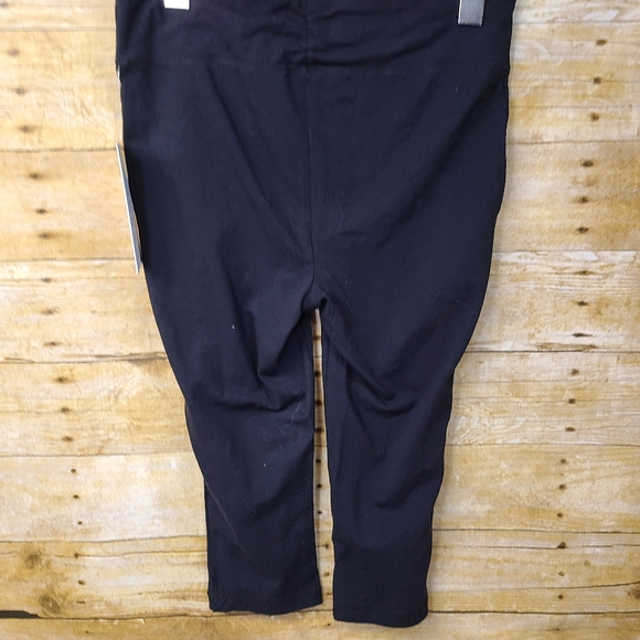 Danskin Now, Fitted Athletic Pants Leggings S Bla - Picture 5 of 5